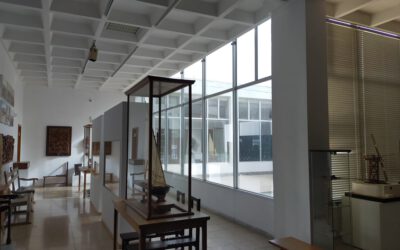 Instalación de láminas solares en Lanzarote para la Escuela de Artes Pancho Lasso