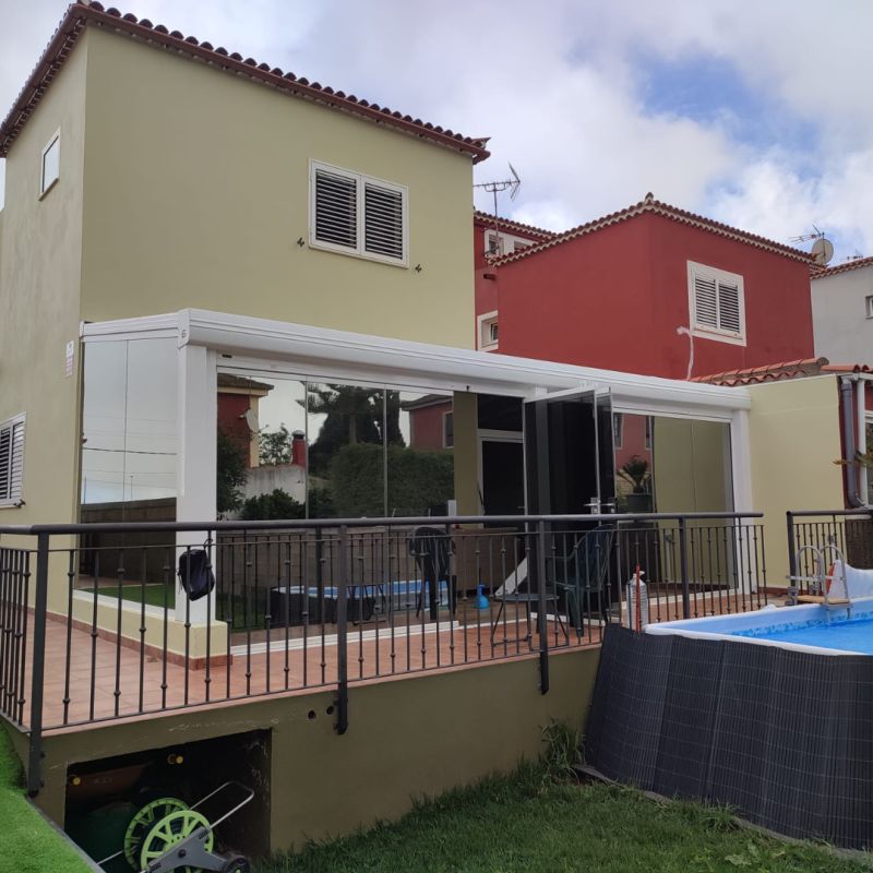 Prepárate para disfrutar del verano con las láminas de Cristalam.