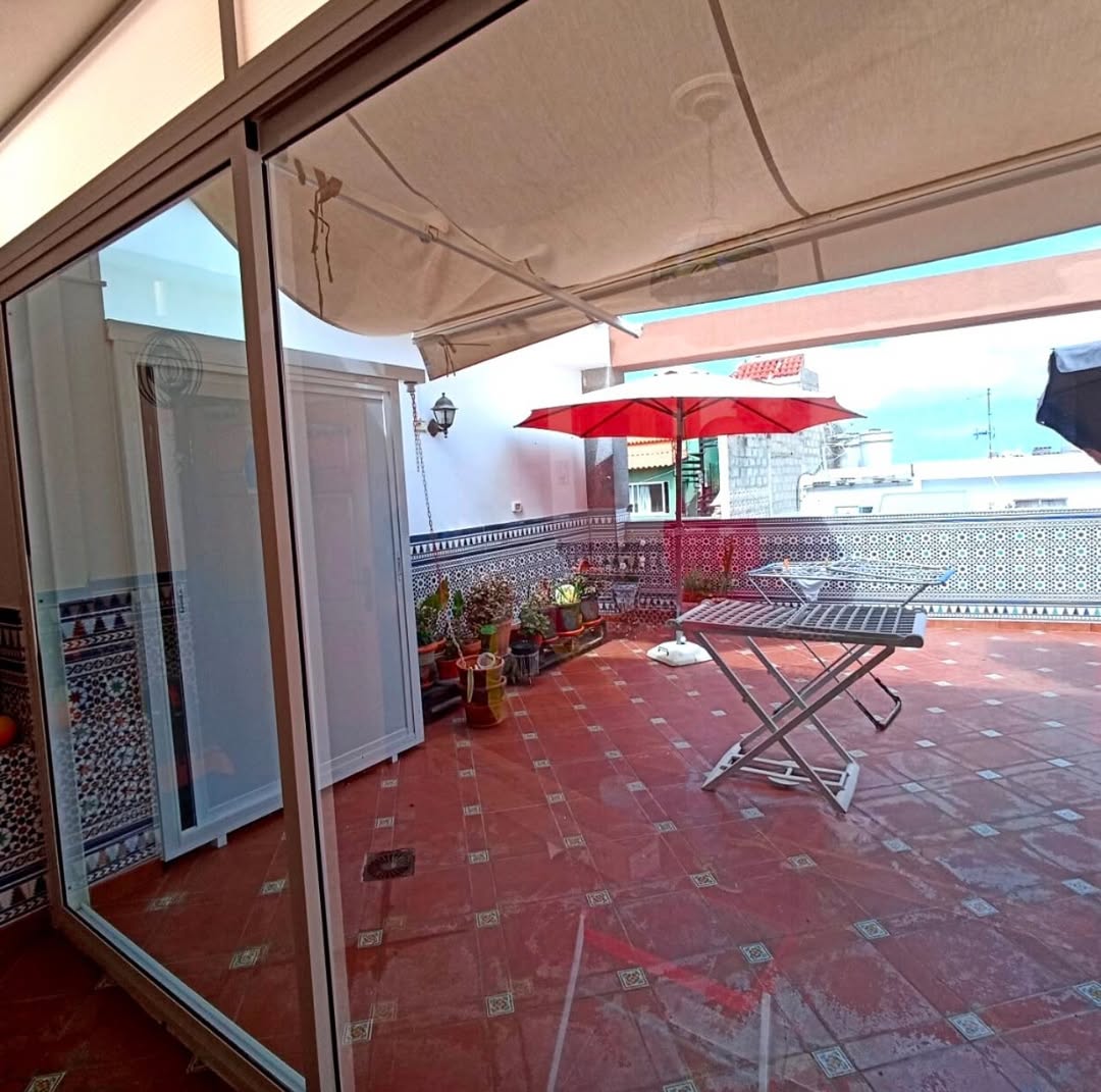 Instalación de láminas solares efecto espejo 3M Vivienda, Norte Gran Canaria